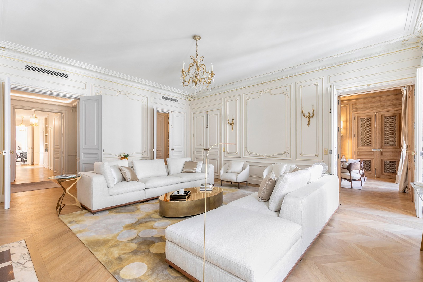 1. Apartments / Flats for Sale at Paris, Paris,75008 France