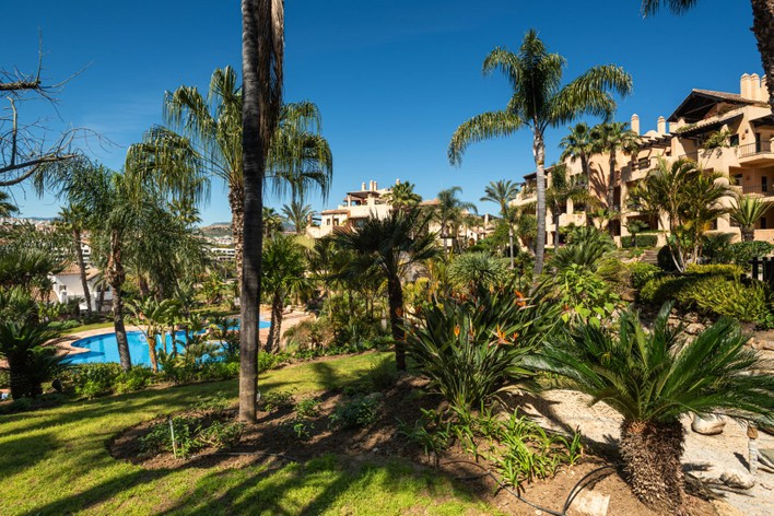 marbella country club homes for sale