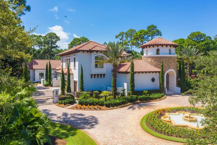 Featured image of post Luxury Lake House Florida