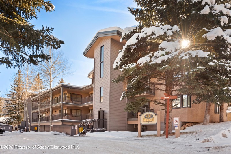 700 S Monarch 305, a luxury home for sale in Aspen, Pitkin County