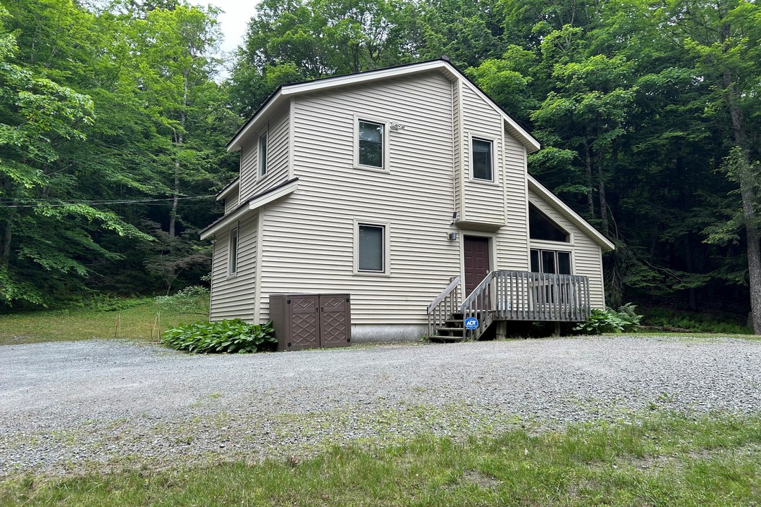 400 Edie Lane, Jamaica, Vermont (MLS 5000918)