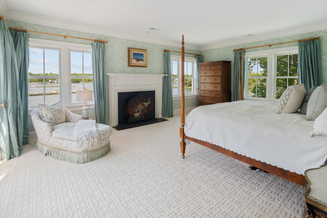 31 Contentment Island Road, Darien, Connecticut (MLS 24020994)