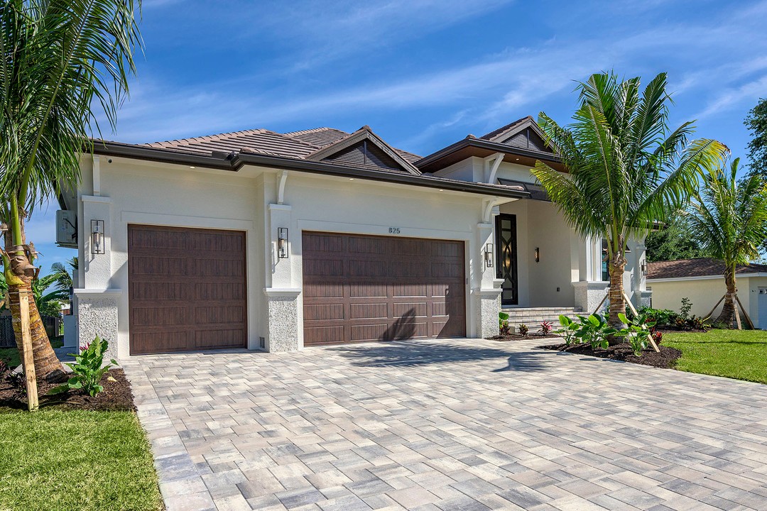 825 Miramar Court, Cape Coral, Florida (MLS 224029824)