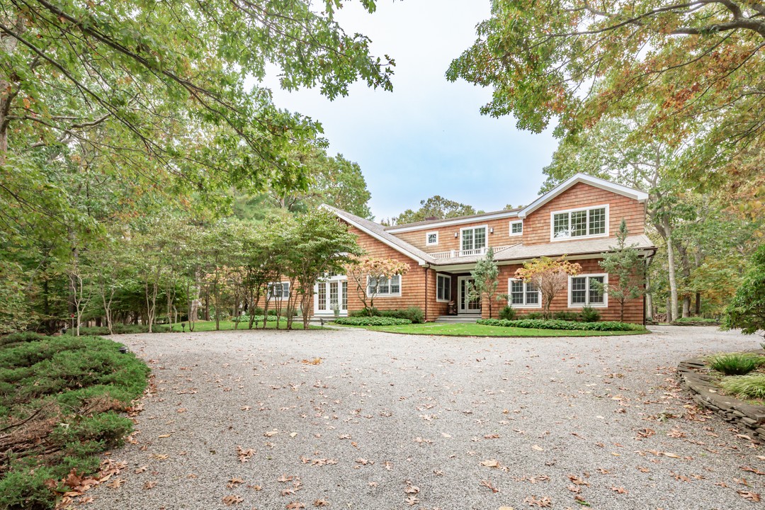 16 Cedar Trail , East Hampton, New York (MLS 117520)