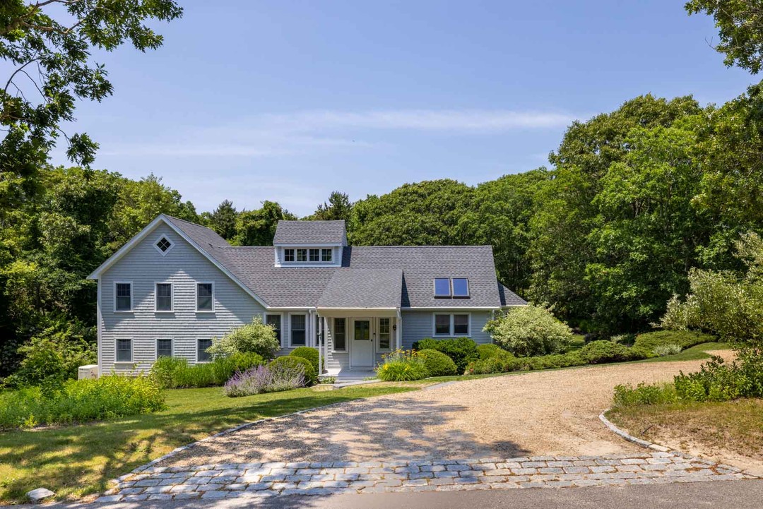 41 Smith Hollow Drive, Edgartown, Massachusetts (MLS 40865)