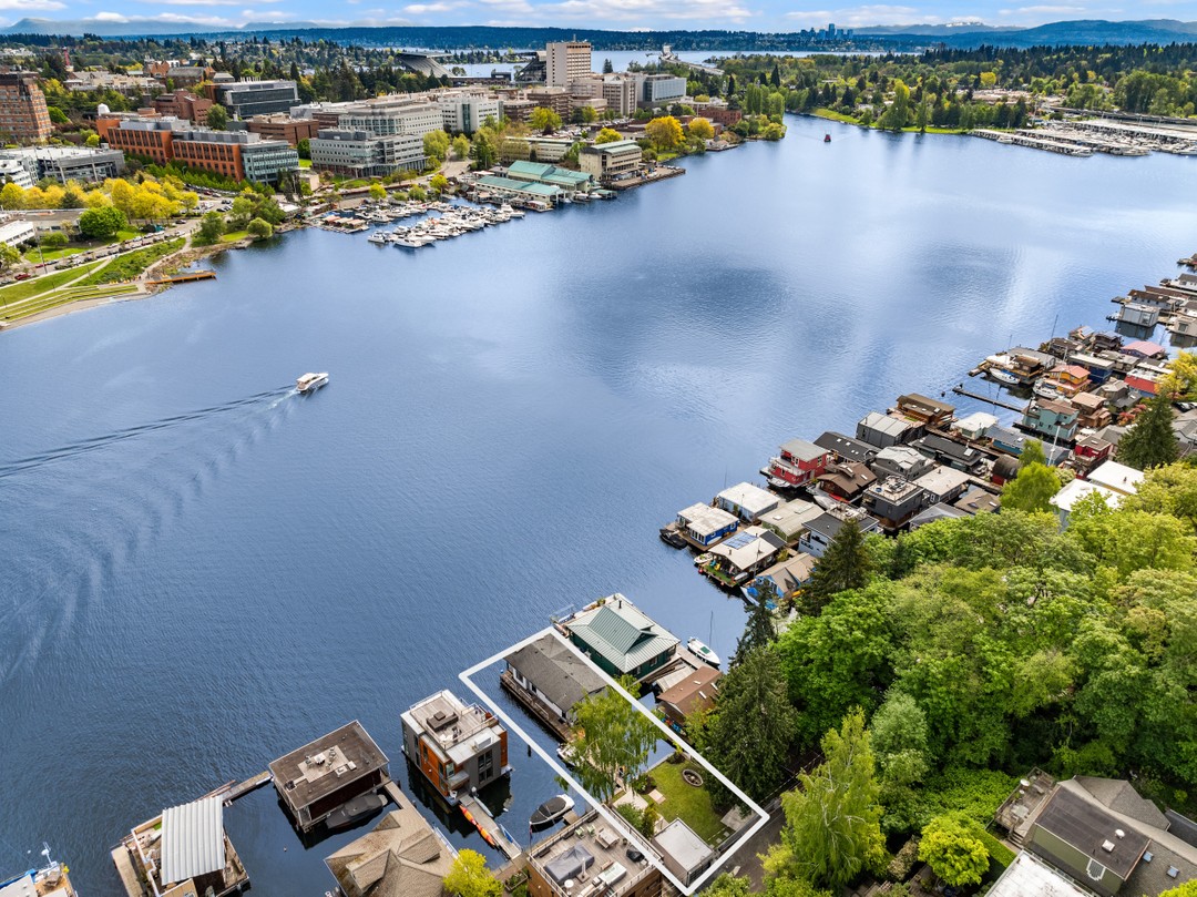 3206 Portage Bay Place E , Seattle, Washington (MLS 2231396)