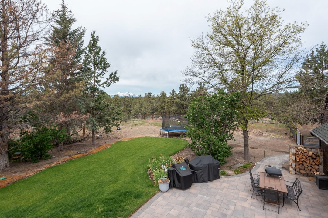 64885 McGrath Road , Bend, Oregon (MLS 220183839)