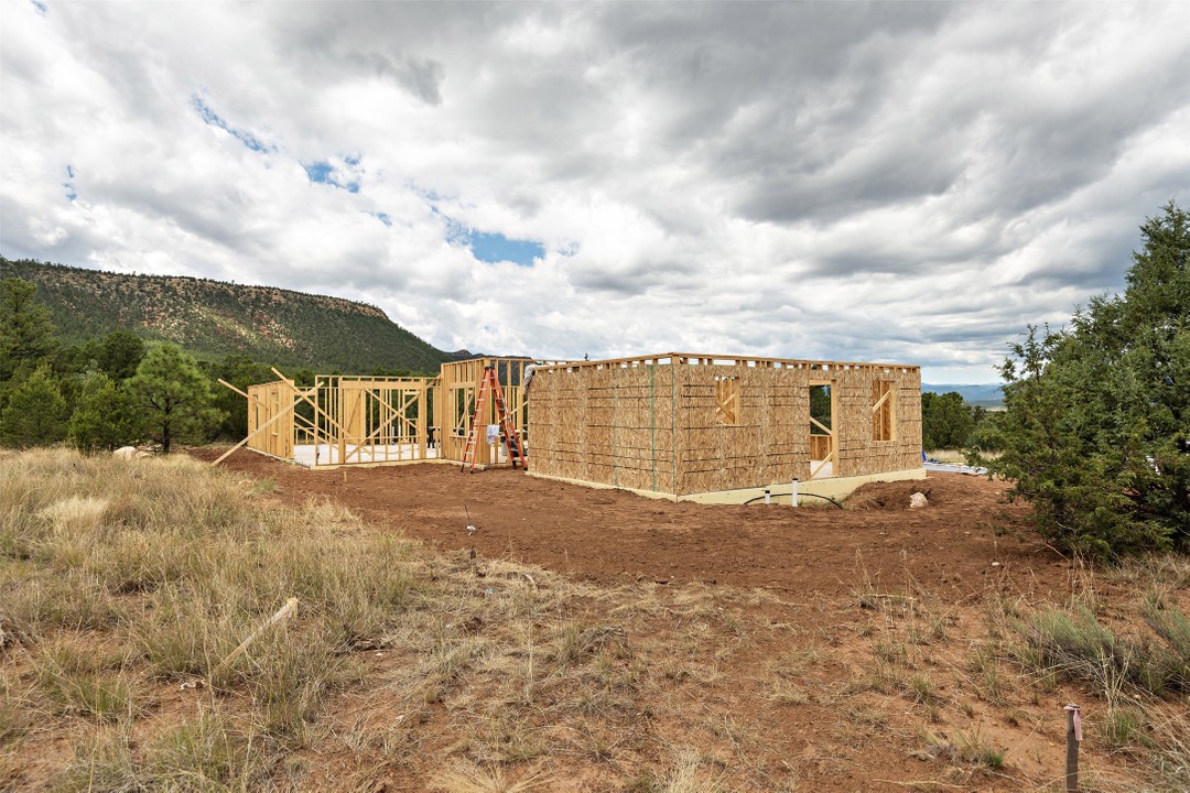 60 Hwy 34, Rowe, New Mexico (MLS 202340448)