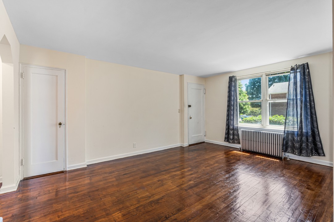 172-15 Crocheron Avenue Unit# B-1, Flushing, New York (MLS 3554605)