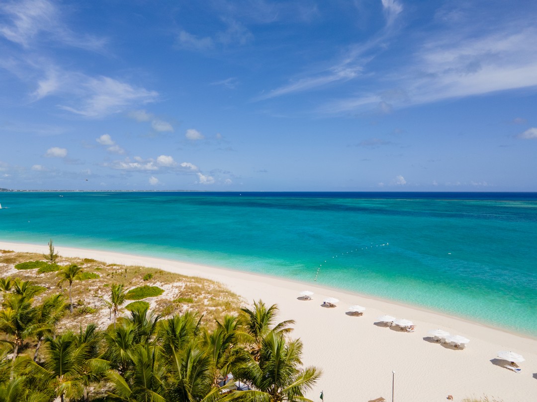 The Point - R109/110, 2BR BEACH LEVEL WITH PLUNGE POOL, Grace Bay, Turks and Caicos Islands (MLS 2300868)