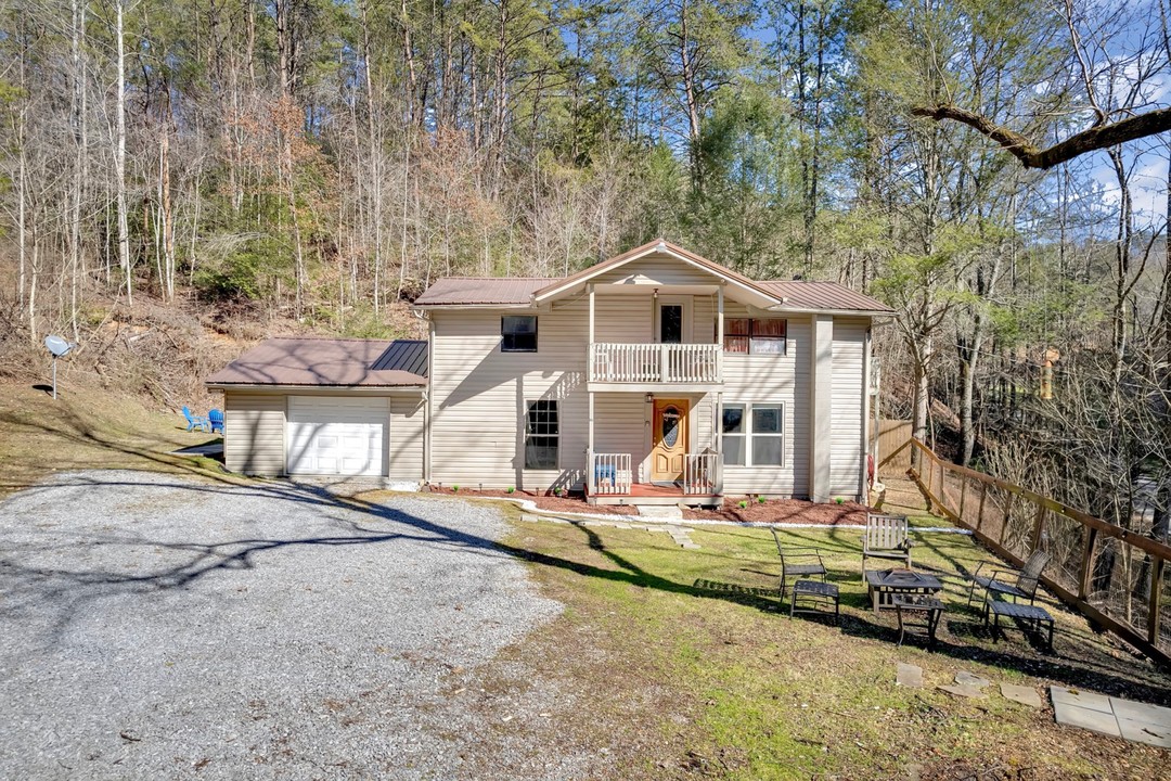 4204 Dellinger Hollow Road , Pigeon Forge, Tennessee (MLS 1253752)
