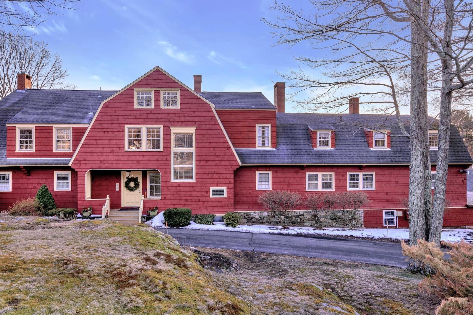 Condominiums for Sale at 47 Maine Street 4 Kennebunkport, Maine 04046 United States