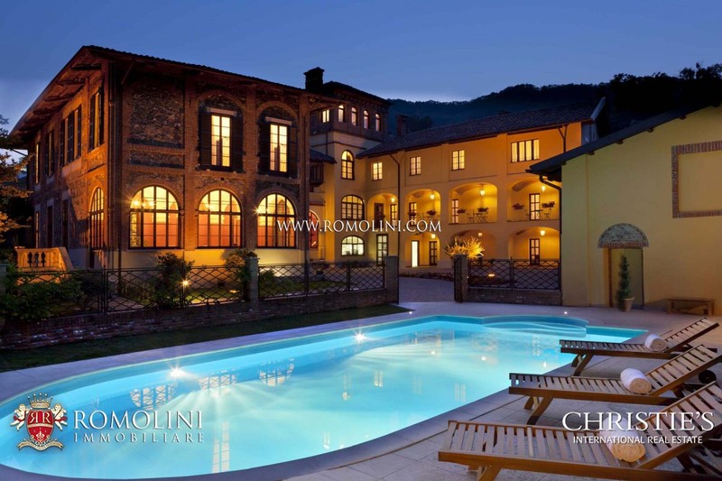 Piedmont LUXURY BOUTIQUE HOTEL FOR SALE IVREA a luxury