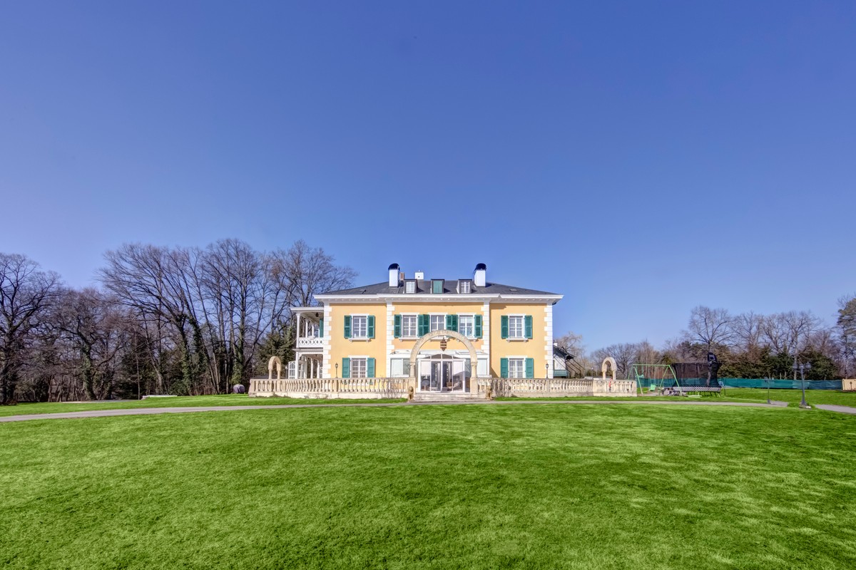 Magnificent manor house in a development zone with enormous potential,  Genthod, Geneva, Switzerland | TTR Sotheby's International Realty